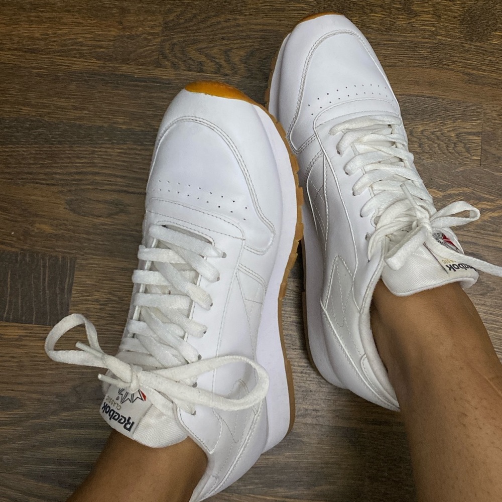 Reebok classics white sneakers